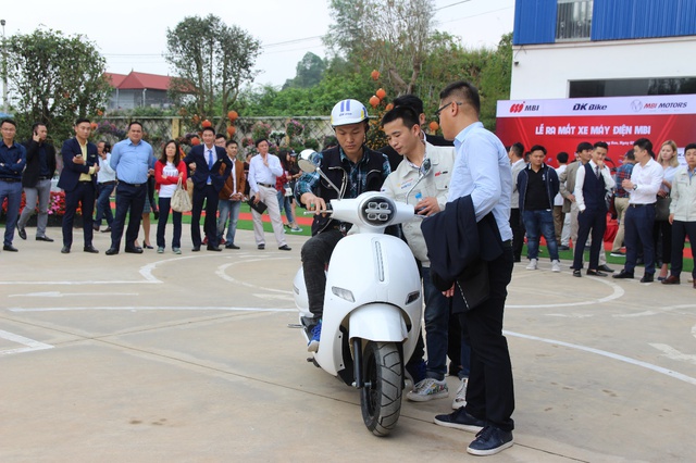 Nên đi Xe Máy Điện Bao nhiêu km/h