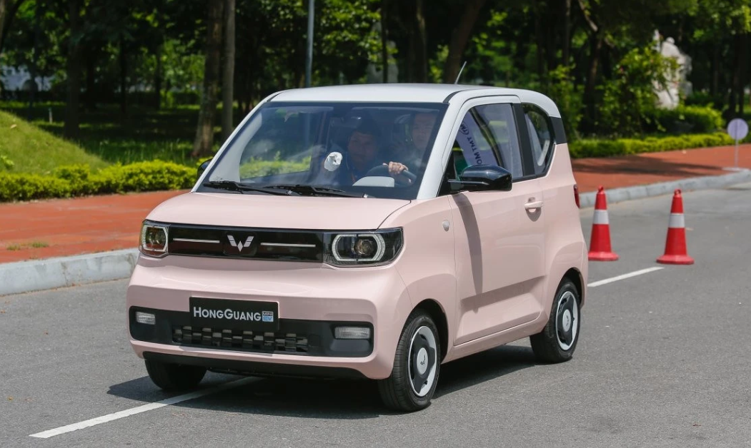 Xe Ô tô chạy điện TMT Motors