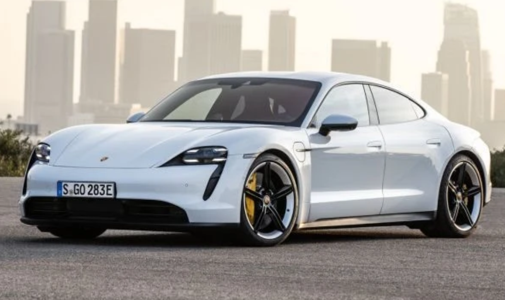 Ô tô Chạy điện Porsche Taycan