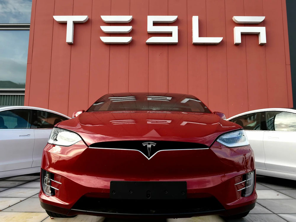 Xe ô tô điện Tesla